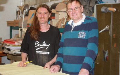 Design Your Own Custom Guitar – Chris Meredith