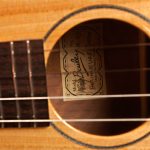 bailey baritone uke soundhole label
