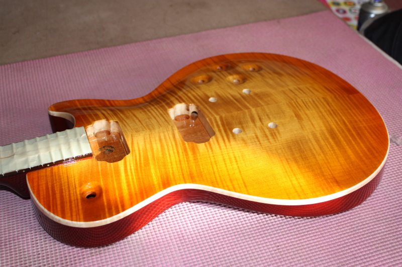 Custom Build – Set neck, Single cut, Flamed Cap- P14