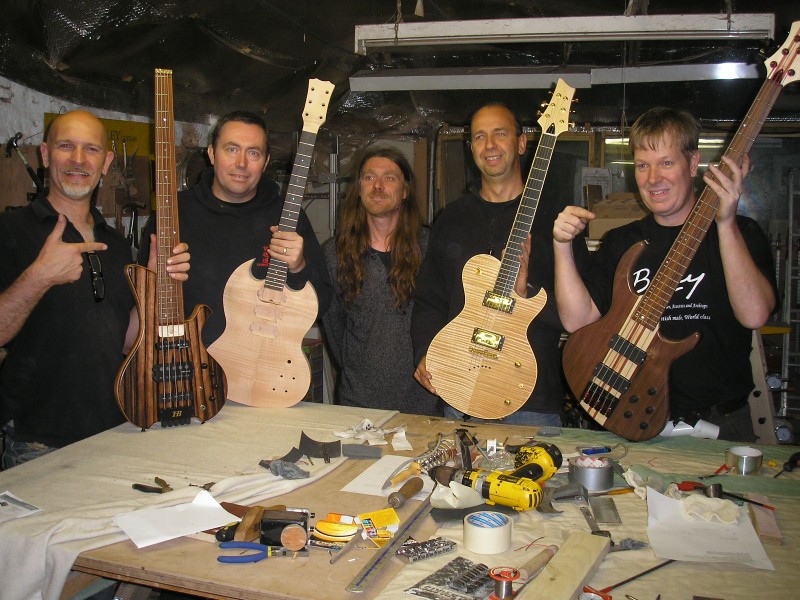 Build your own custom guitar – Part 2 of 2