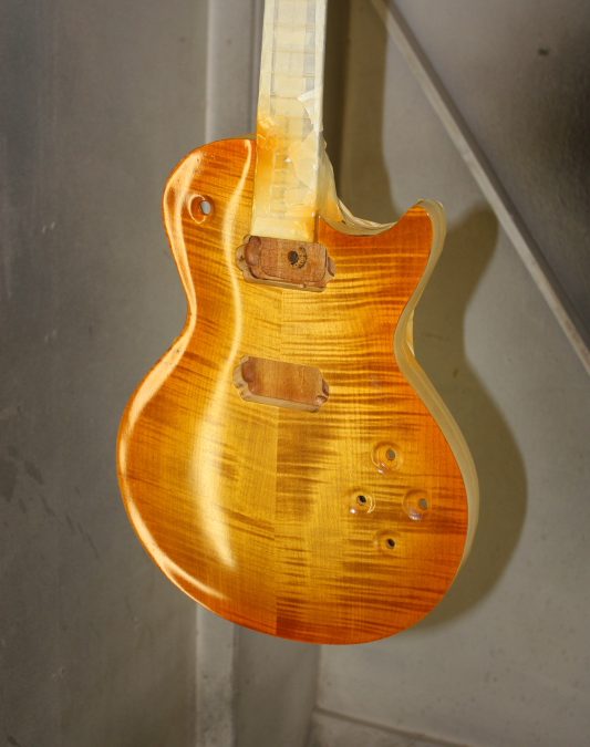 Custom Build – Set neck, Single cut, Flamed Cap- P11