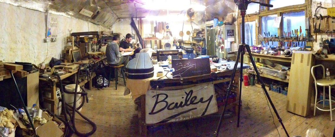 Build Your First Guitar – Live